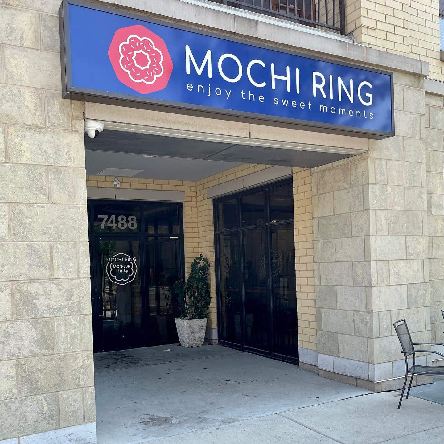 Mochi Ring building